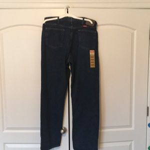 Men’s Wrangler jeans 38x34 NWT
